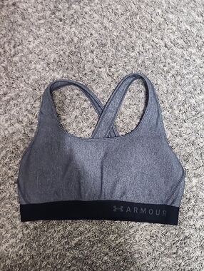 Under Armour Heather Gray Cross-Back Sports Bra with Black Band